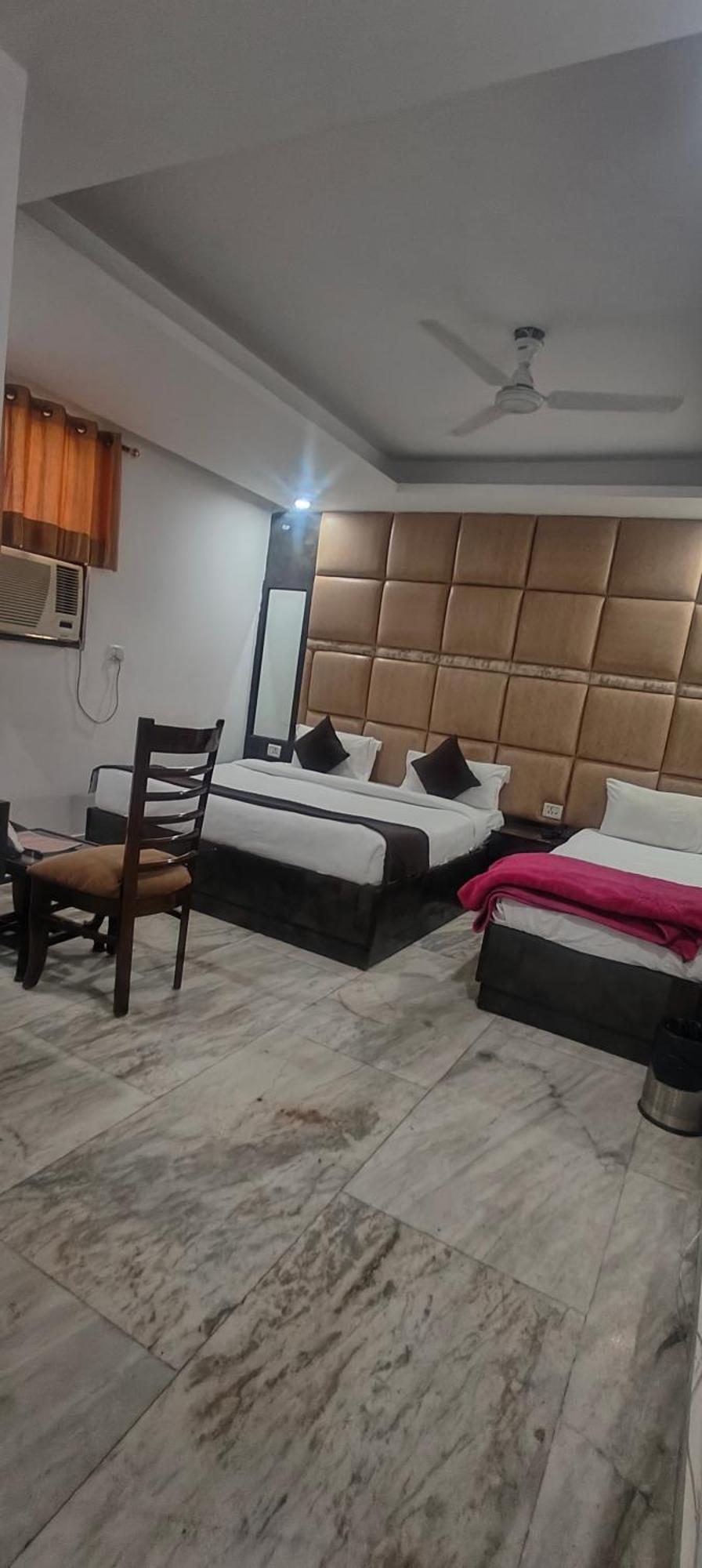 Tmr Krone Near Igi Airport Delhi New Delhi