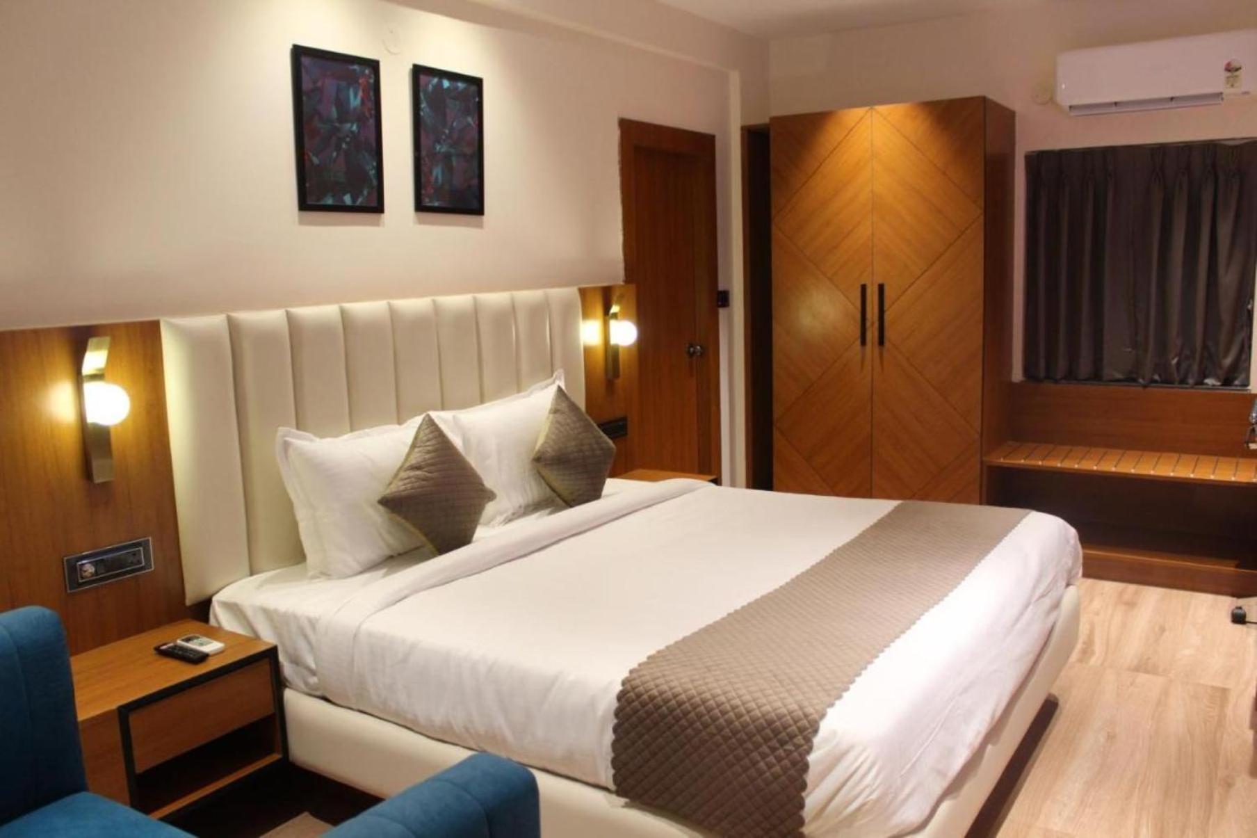 Tmr Krone Near Igi Airport Delhi 4* New Delhi